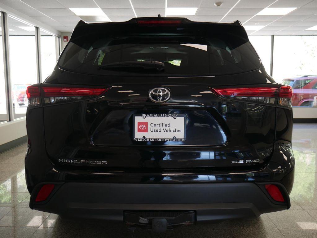 used 2021 Toyota Highlander car, priced at $32,888