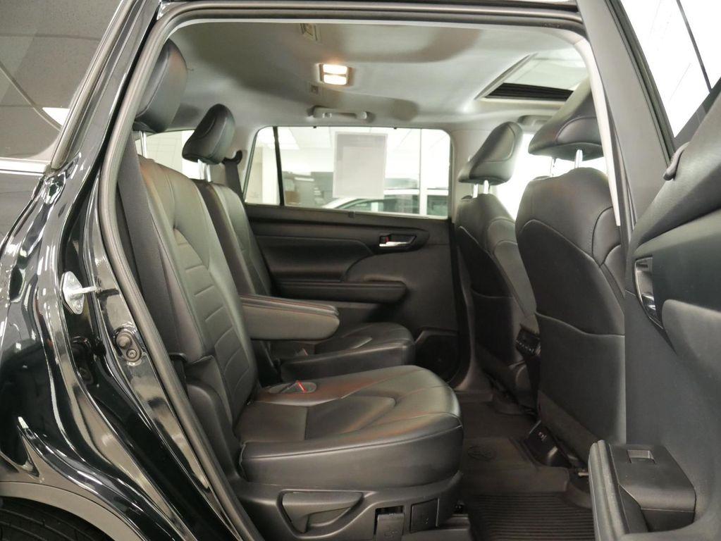 used 2021 Toyota Highlander car, priced at $32,888