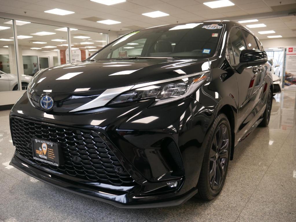 used 2024 Toyota Sienna car, priced at $52,588