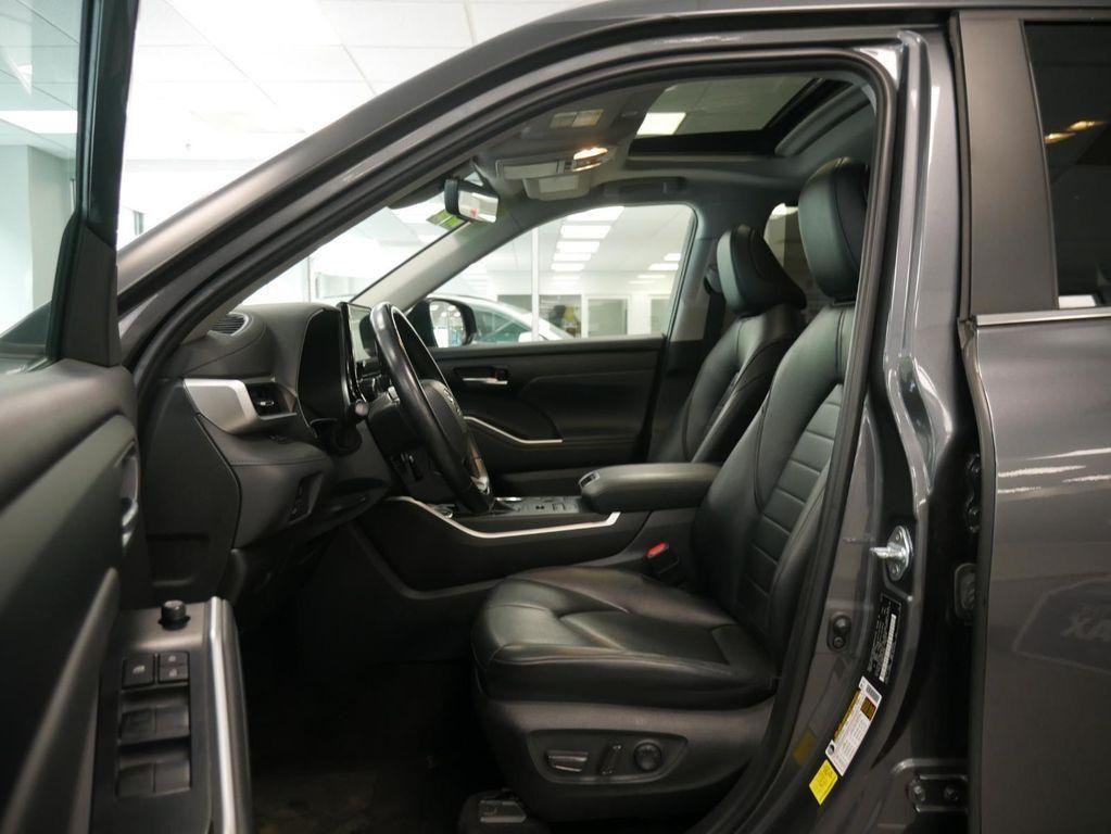 used 2023 Toyota Highlander car, priced at $35,788