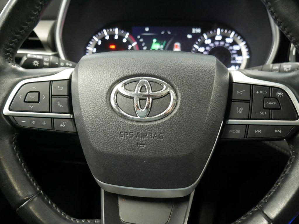 used 2023 Toyota Highlander car, priced at $35,788