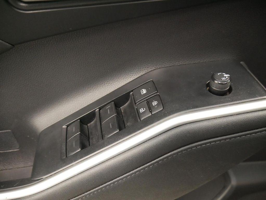 used 2023 Toyota Highlander car, priced at $35,788