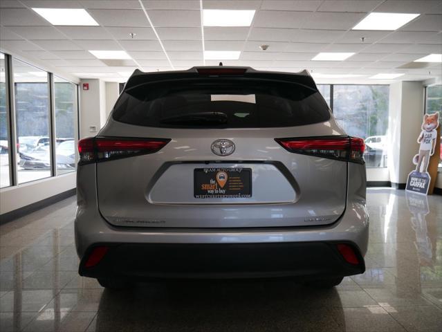 used 2022 Toyota Highlander car, priced at $32,988