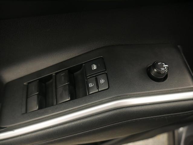 used 2021 Toyota Highlander car, priced at $32,888