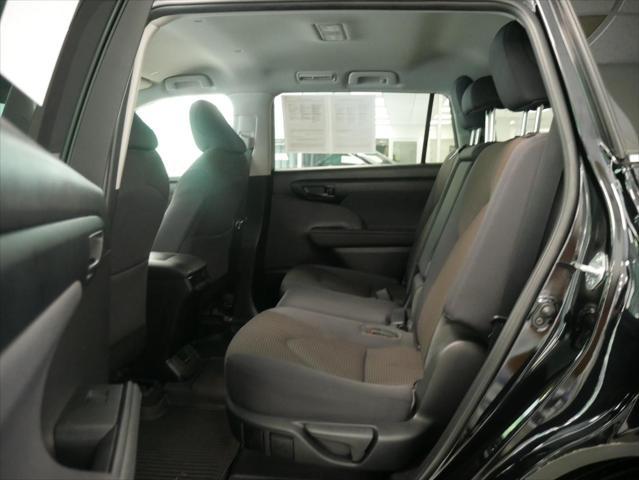 used 2023 Toyota Highlander car, priced at $34,888