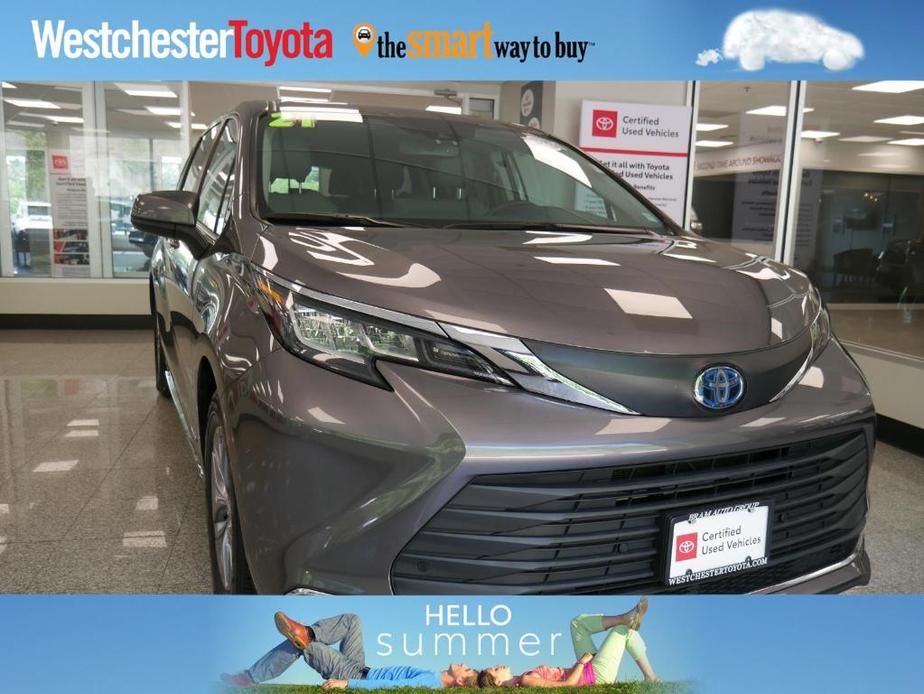 used 2021 Toyota Sienna car, priced at $40,498