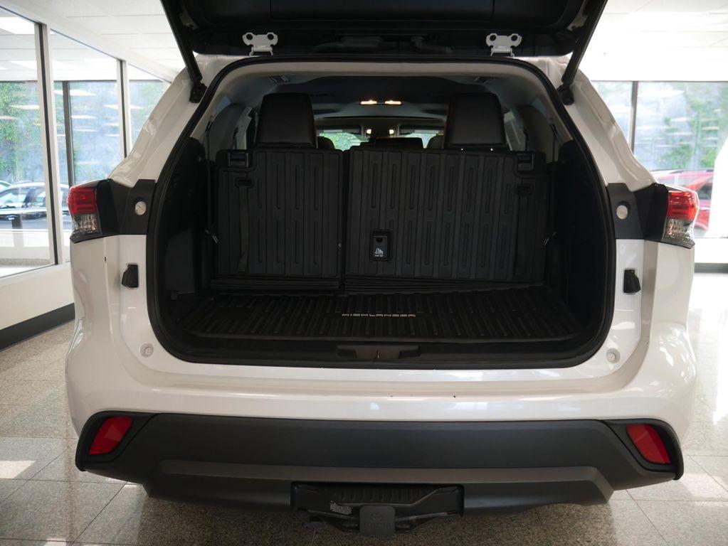 used 2023 Toyota Highlander car, priced at $39,588