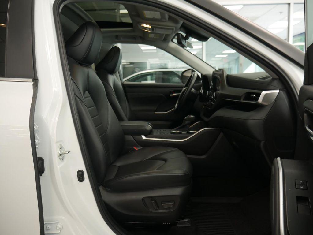 used 2023 Toyota Highlander car, priced at $39,588