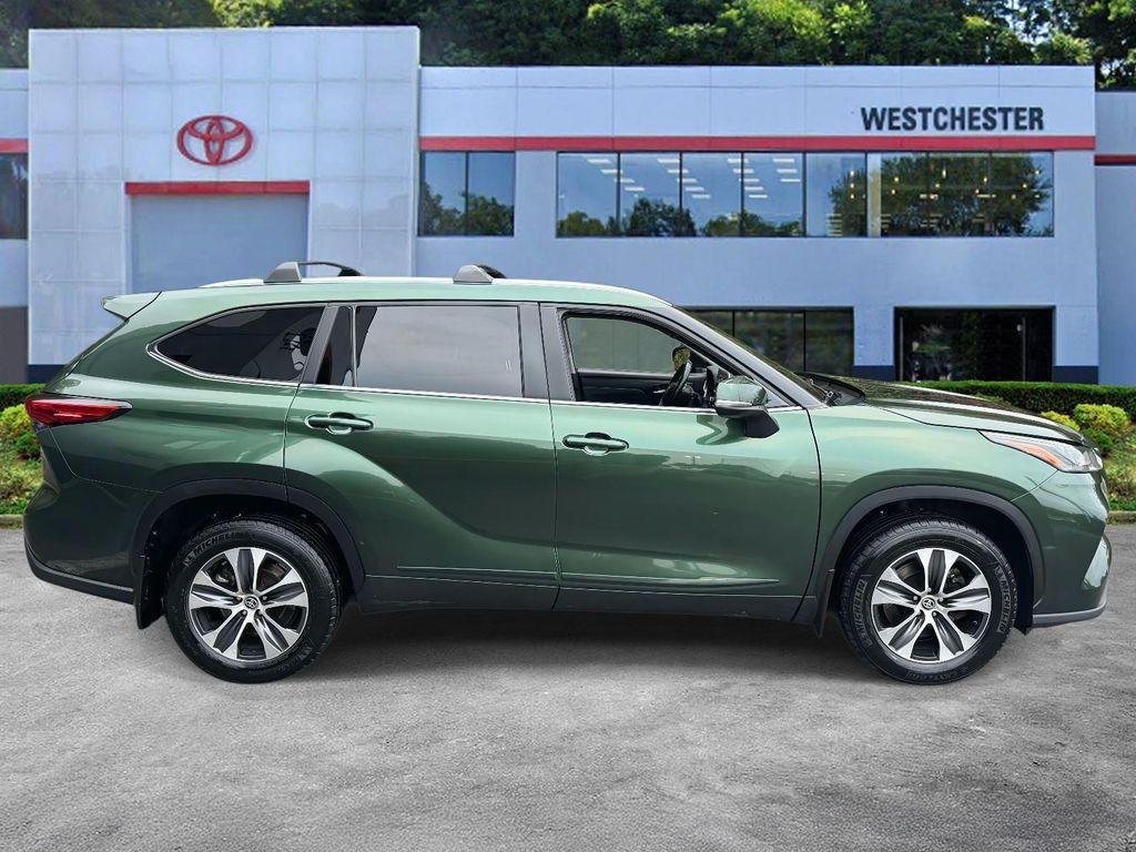 used 2023 Toyota Highlander car, priced at $26,988
