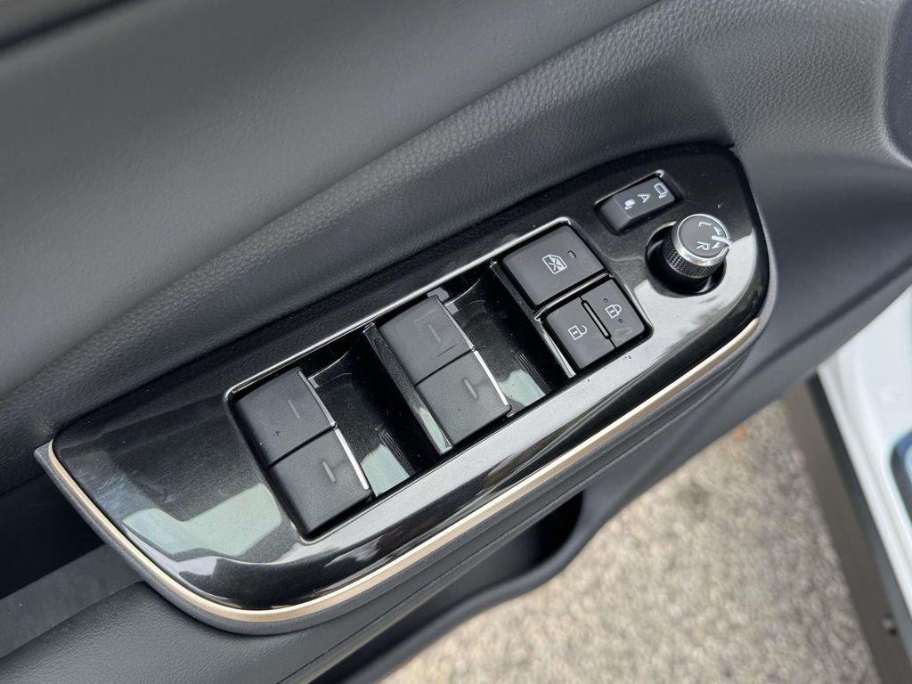 new 2025 Toyota Crown Signia car, priced at $53,085