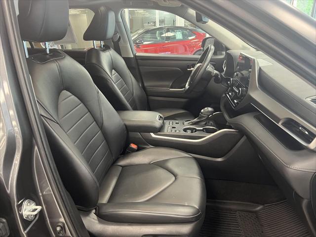 used 2023 Toyota Highlander car, priced at $40,788
