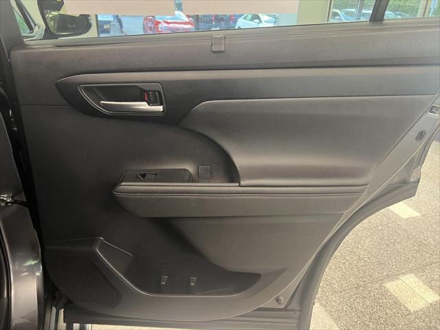 used 2023 Toyota Highlander car, priced at $40,788