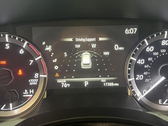 used 2023 Toyota Highlander car, priced at $40,788