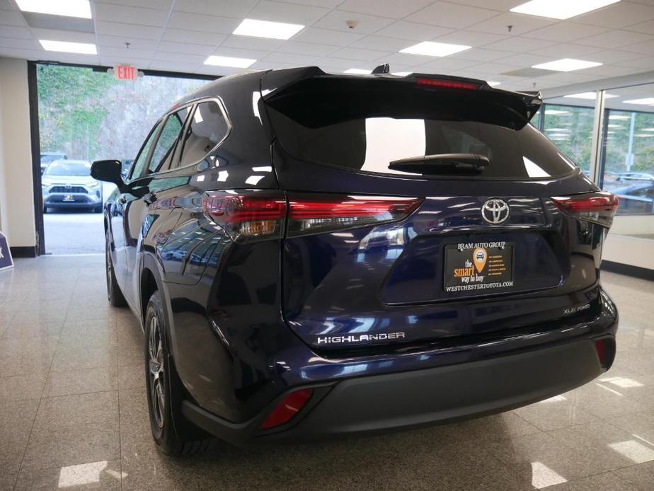 used 2024 Toyota Highlander car, priced at $40,588