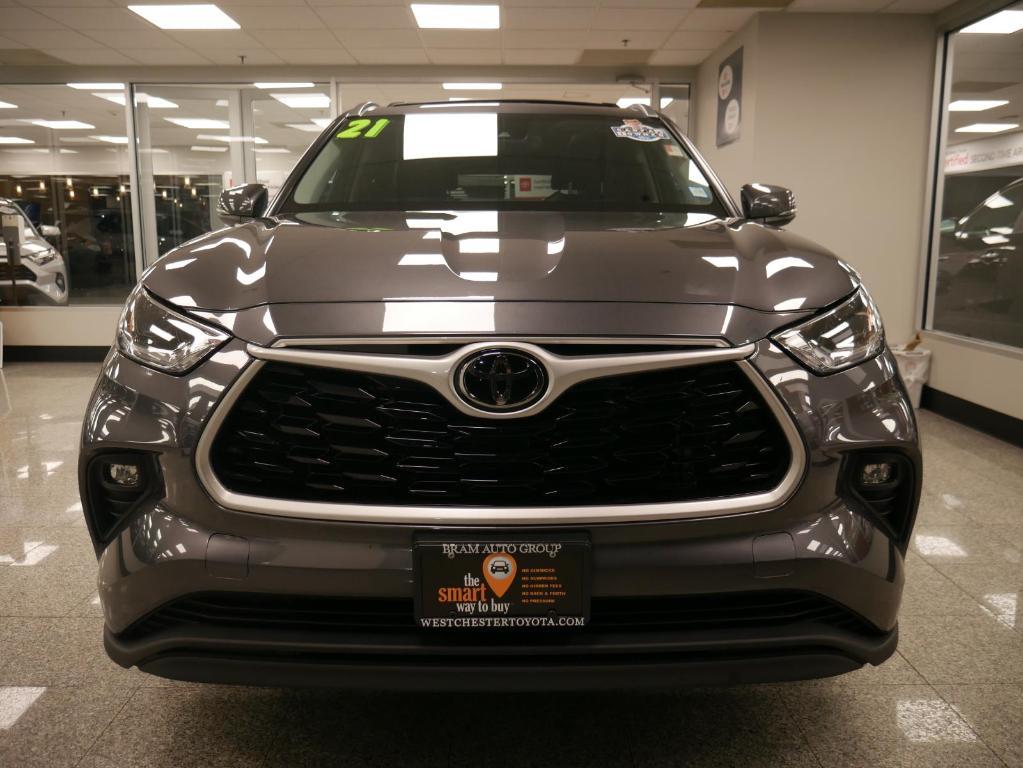 used 2021 Toyota Highlander car, priced at $30,588