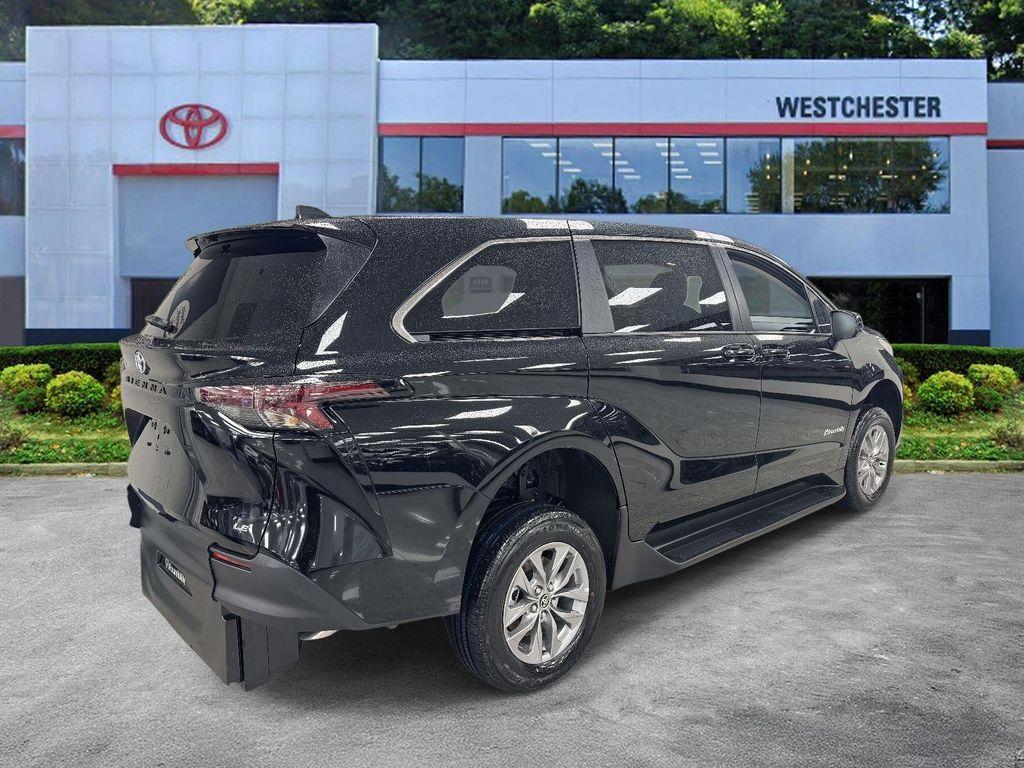 used 2025 Toyota Sienna car, priced at $70,888