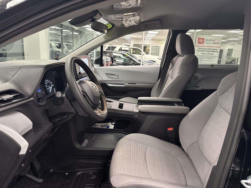 used 2025 Toyota Sienna car, priced at $70,888