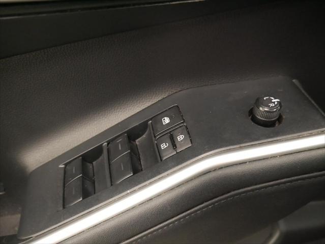 used 2023 Toyota Highlander car, priced at $37,888