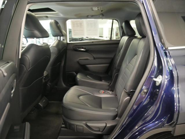 used 2023 Toyota Highlander car, priced at $37,888