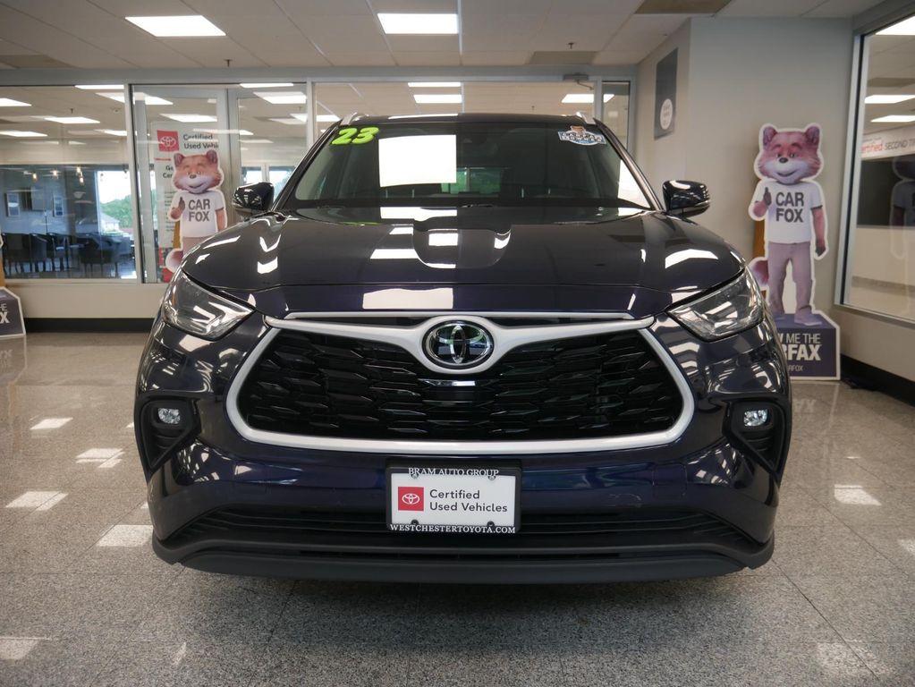 used 2023 Toyota Highlander car, priced at $35,488
