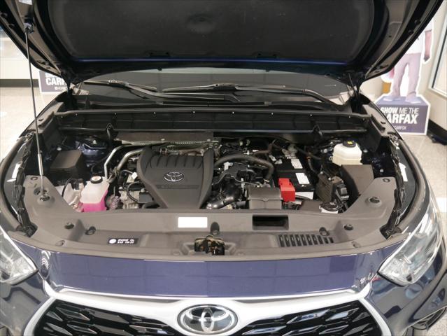 used 2023 Toyota Highlander car, priced at $37,888