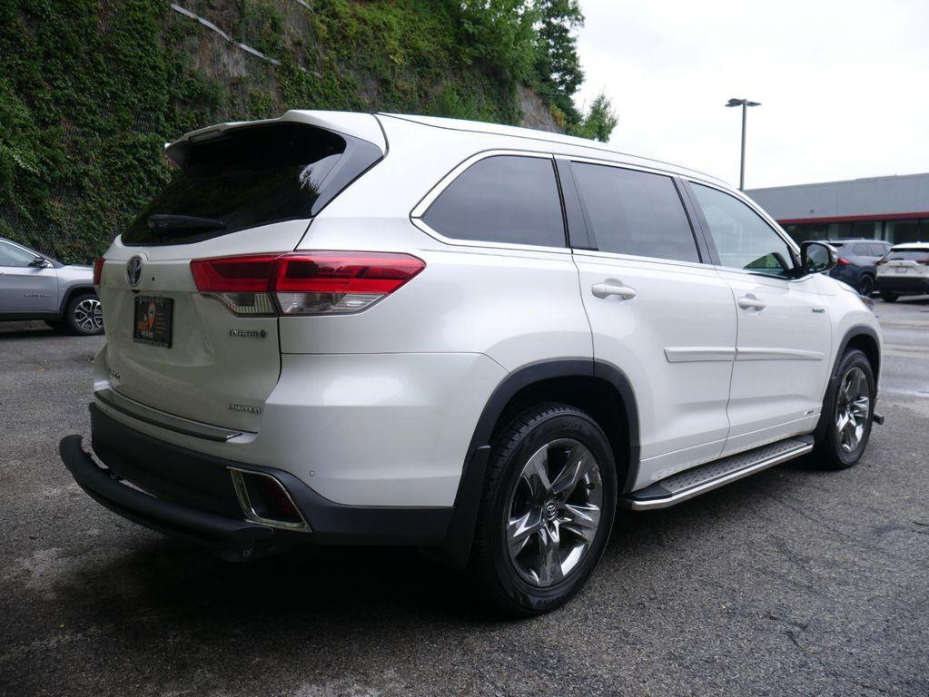used 2019 Toyota Highlander Hybrid car, priced at $32,588