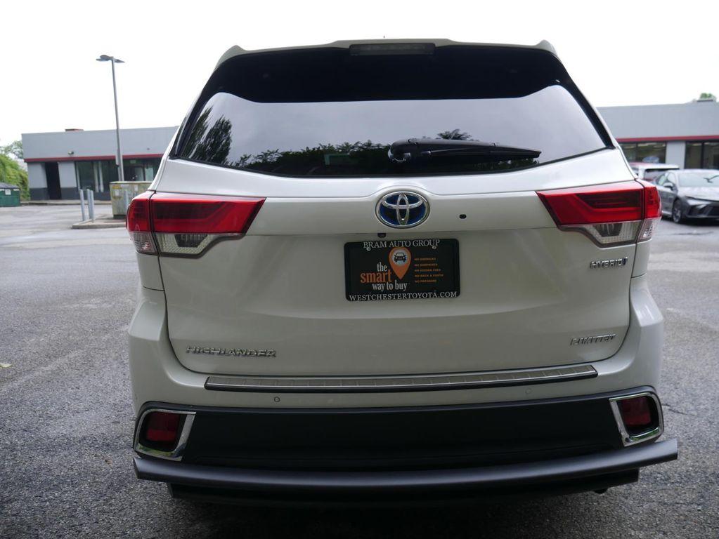 used 2019 Toyota Highlander Hybrid car, priced at $32,588