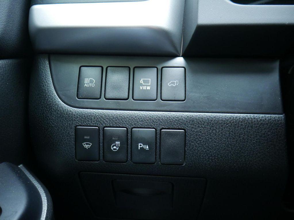 used 2019 Toyota Highlander Hybrid car, priced at $32,588