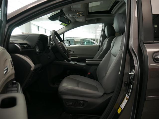 used 2023 Toyota Sienna car, priced at $49,988