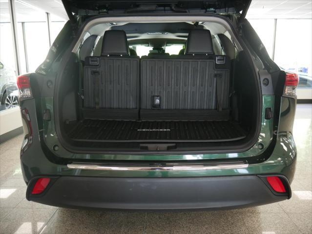 used 2023 Toyota Highlander car, priced at $38,788