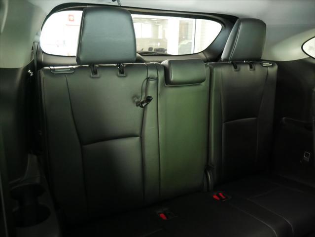 used 2023 Toyota Highlander car, priced at $38,788