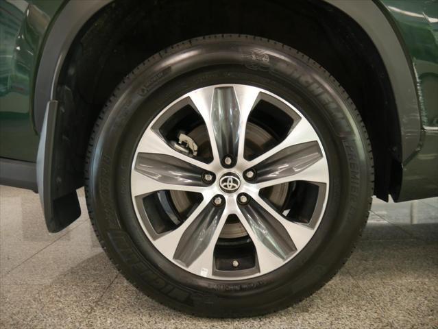 used 2023 Toyota Highlander car, priced at $38,788