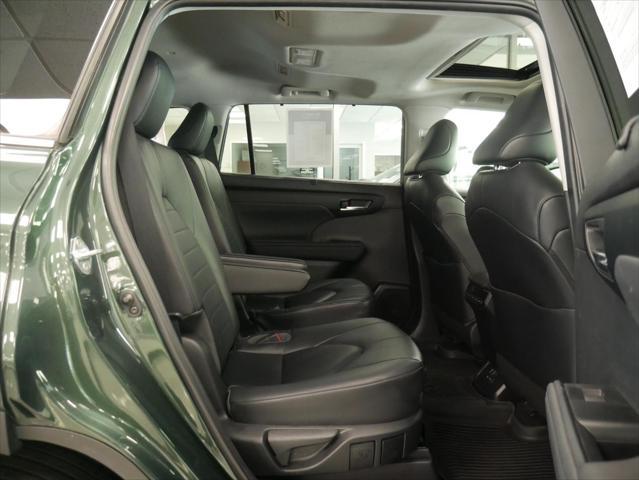 used 2023 Toyota Highlander car, priced at $38,788