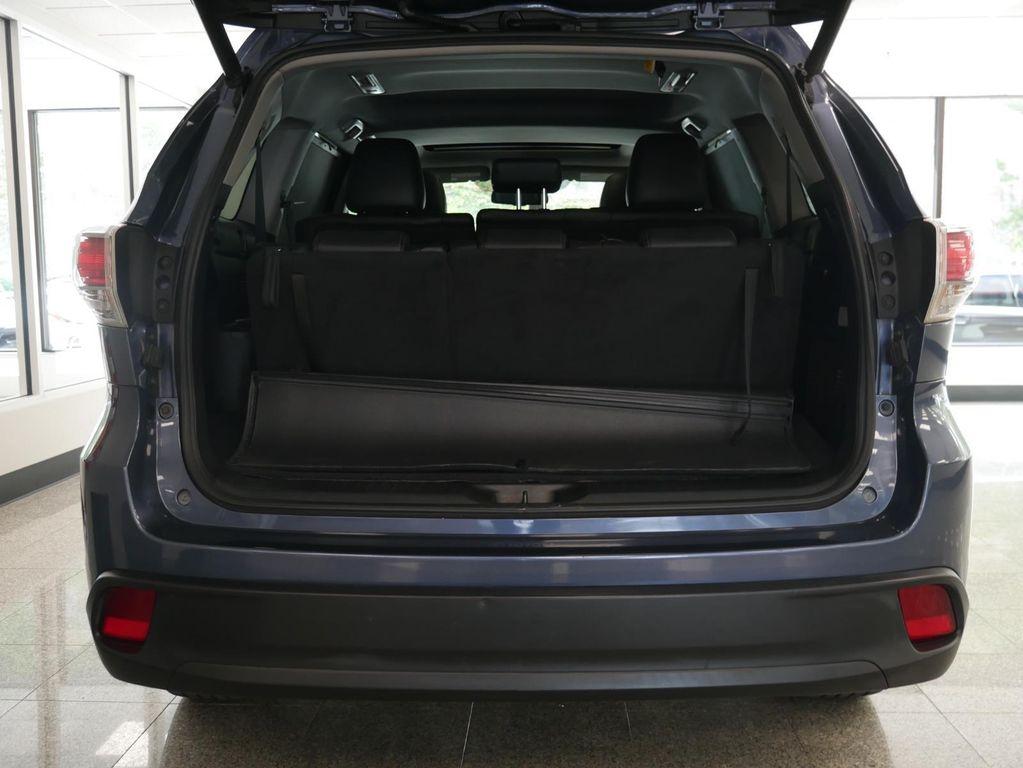used 2016 Toyota Highlander car, priced at $20,888