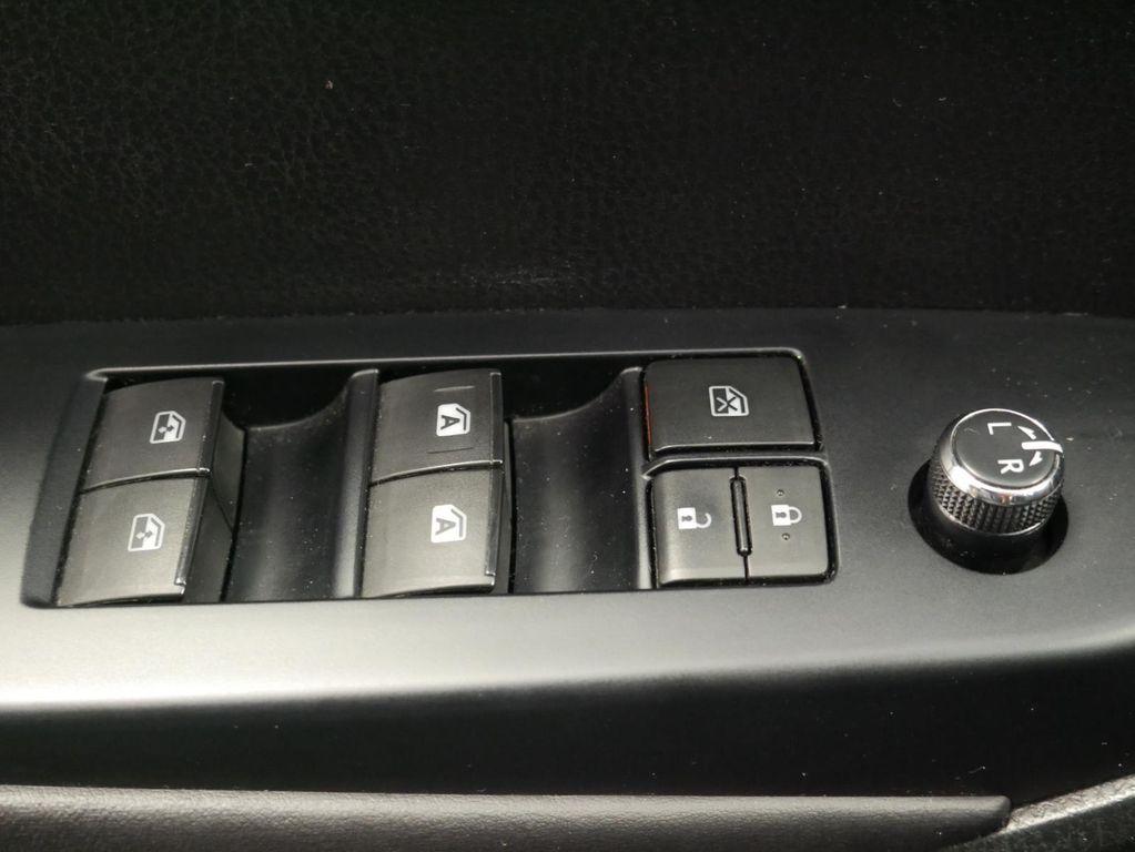 used 2016 Toyota Highlander car, priced at $20,888