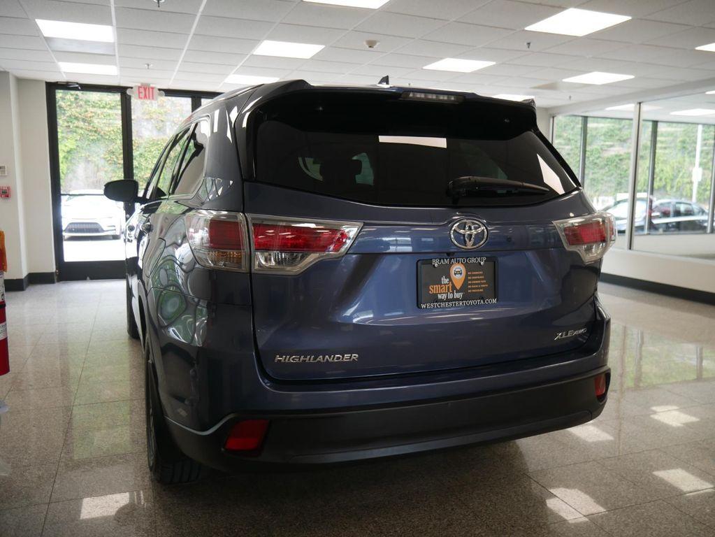 used 2016 Toyota Highlander car, priced at $20,888