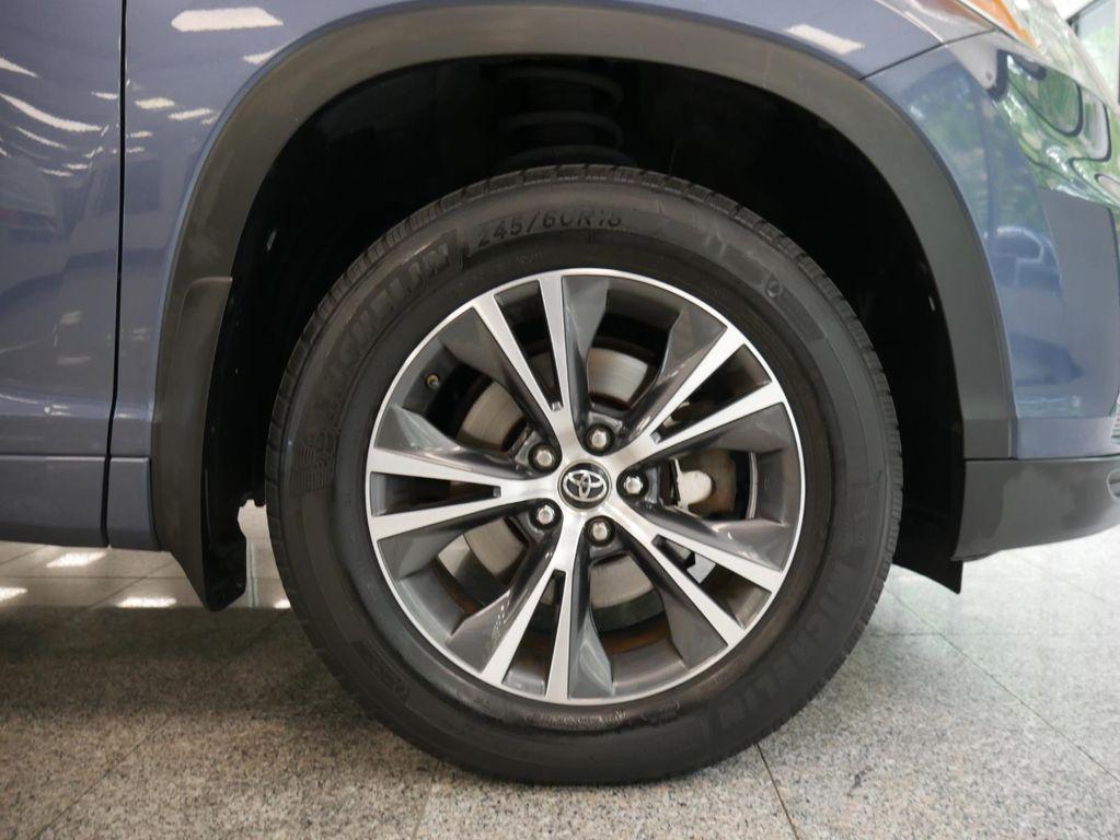 used 2016 Toyota Highlander car, priced at $20,888