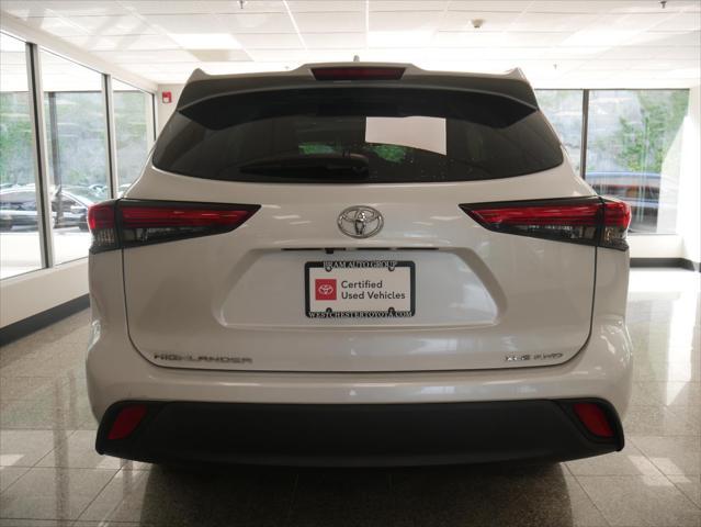 used 2023 Toyota Highlander car, priced at $39,488