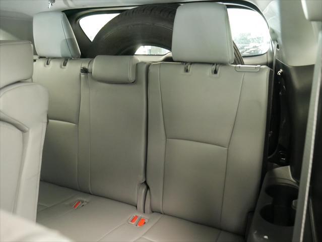used 2023 Toyota Highlander car, priced at $39,488