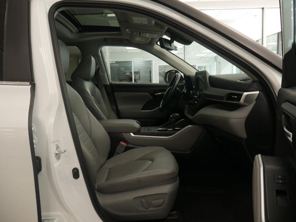used 2023 Toyota Highlander car, priced at $36,588
