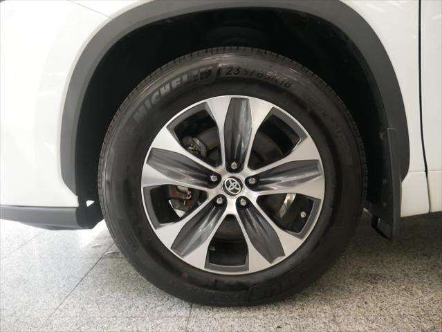 used 2023 Toyota Highlander car, priced at $39,488