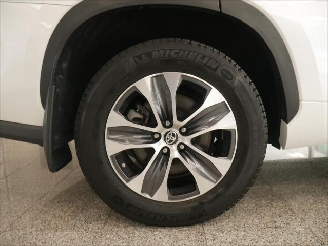 used 2023 Toyota Highlander car, priced at $39,488