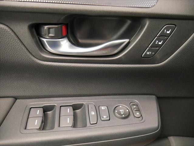 used 2025 Honda CR-V Hybrid car, priced at $37,988