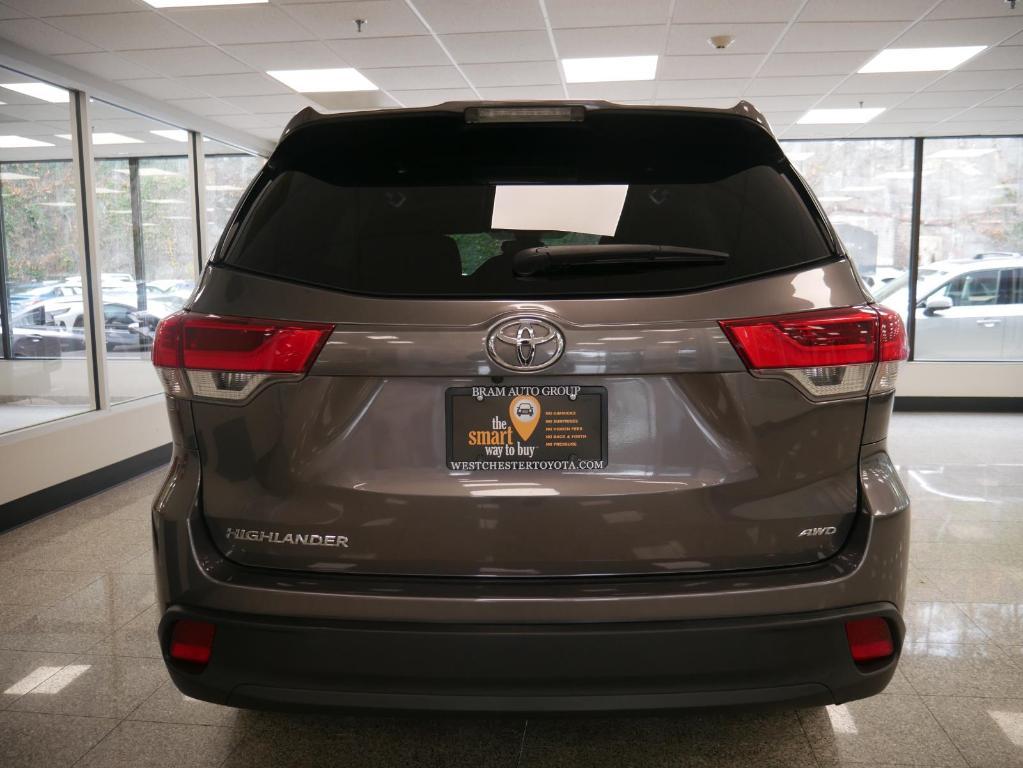 used 2019 Toyota Highlander car, priced at $26,888