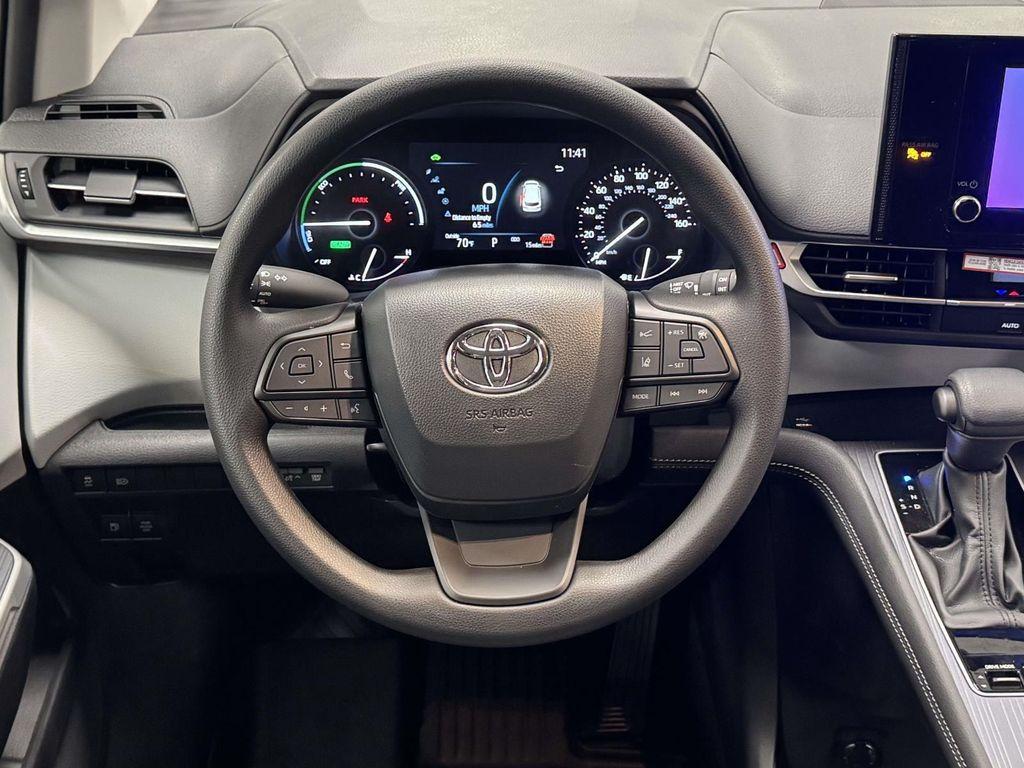 used 2025 Toyota Sienna car, priced at $70,888