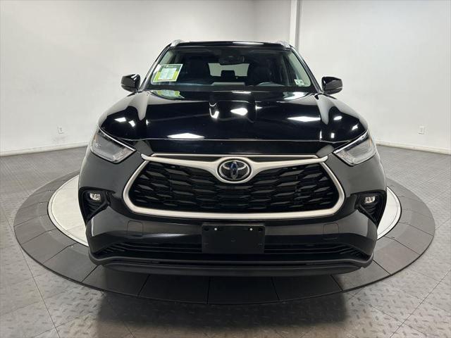 used 2022 Toyota Highlander car, priced at $32,588