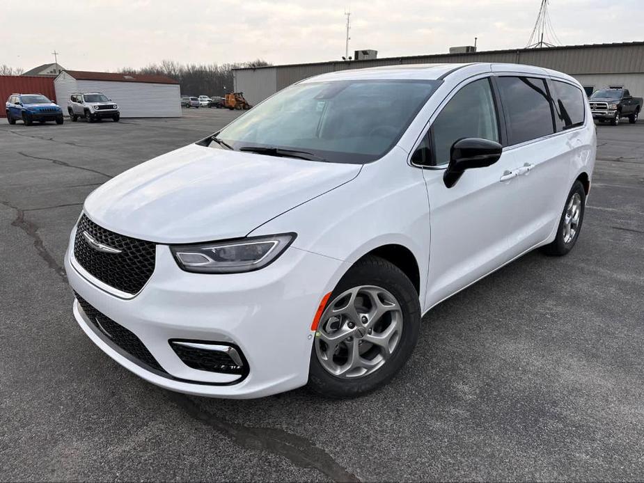 new 2024 Chrysler Pacifica car, priced at $51,486