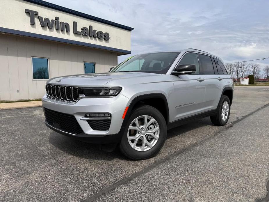 used 2024 Jeep Grand Cherokee car, priced at $43,926