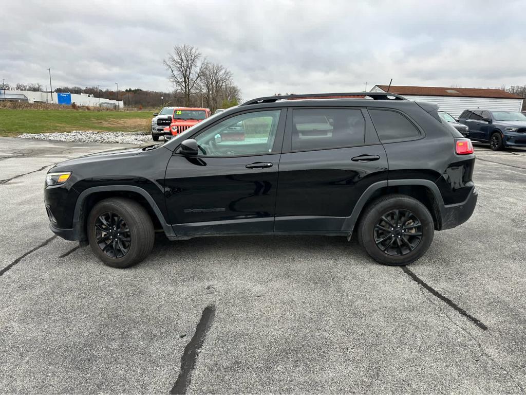 used 2023 Jeep Cherokee car, priced at $24,590