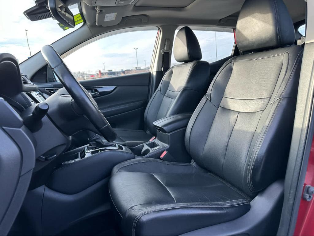 used 2019 Nissan Rogue Sport car, priced at $17,321